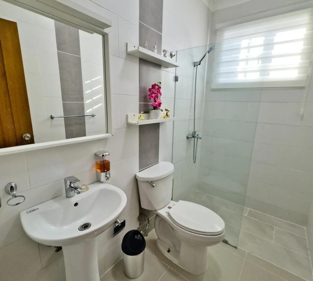 Perla Luxury 6 10 Min Away From The Airport & City 산티아고 데 로스 카바예로스 0*,  도미니카 공화국