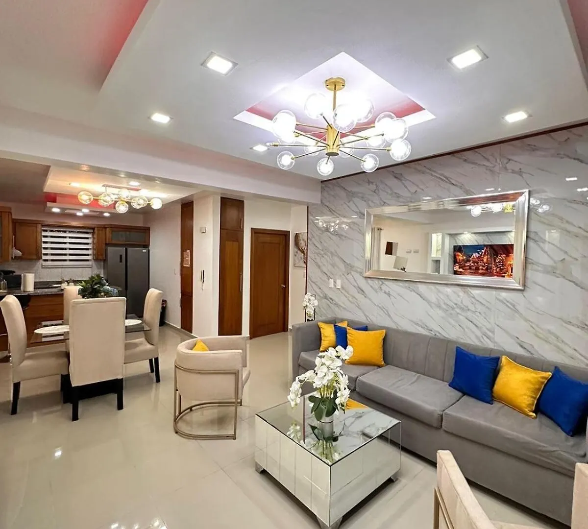 아파트 Perla Luxury 6 10 Min Away From The Airport & City 산티아고 데 로스 카바예로스
