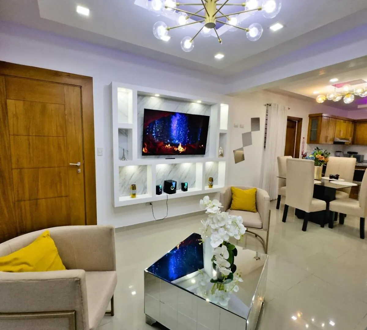 Perla Luxury 6 10 Min Away From The Airport & City 산티아고 데 로스 카바예로스 도미니카 공화국